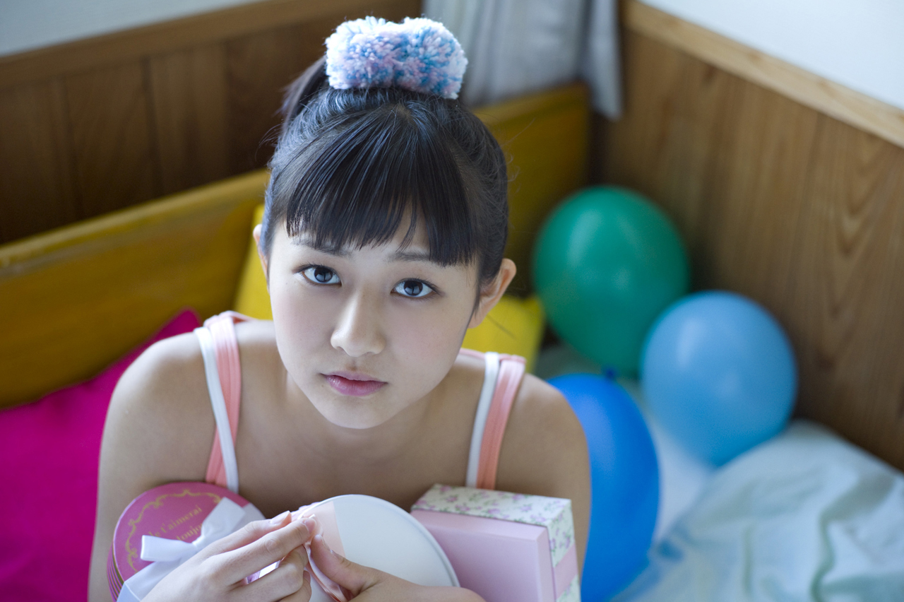 和田彩花 日本写真 [Hello! Project Digital Books]